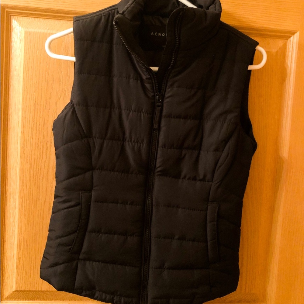 Black XS Aeropostale Vest
